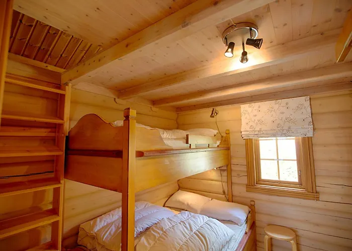 Mountain Getaway With Sauna And Views