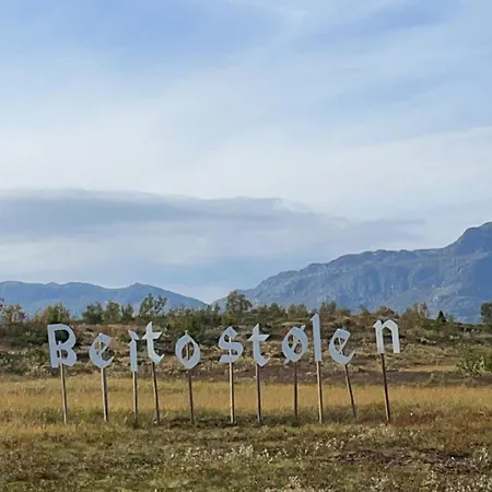 Mountain Getaway With Sauna And Views *