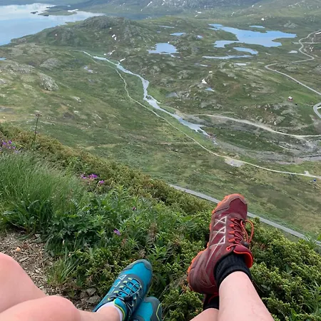 Mountain Getaway With Sauna And Views