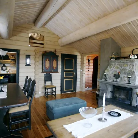 Mountain Getaway With Sauna And Views Casa de Férias