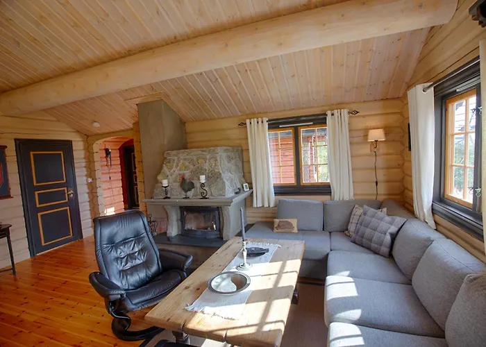 Mountain Getaway With Sauna And Views 度假居